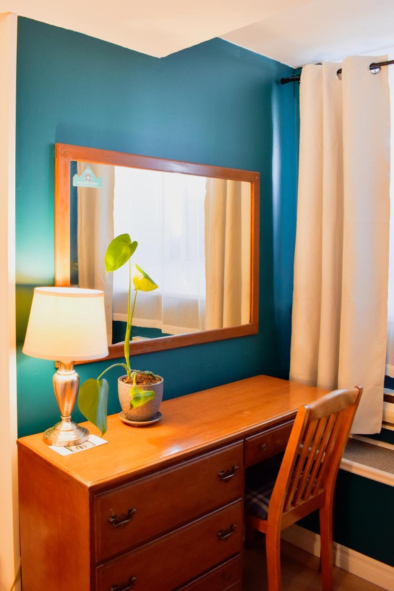 Hotel Terrasse Dufferin Quebec City